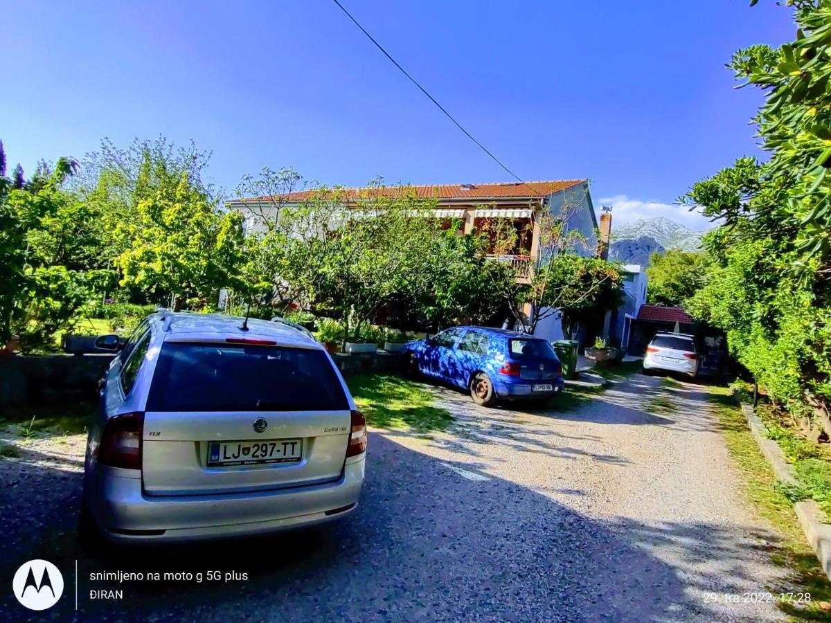 Apartments Lana Starigrad Paklenica Buitenkant foto