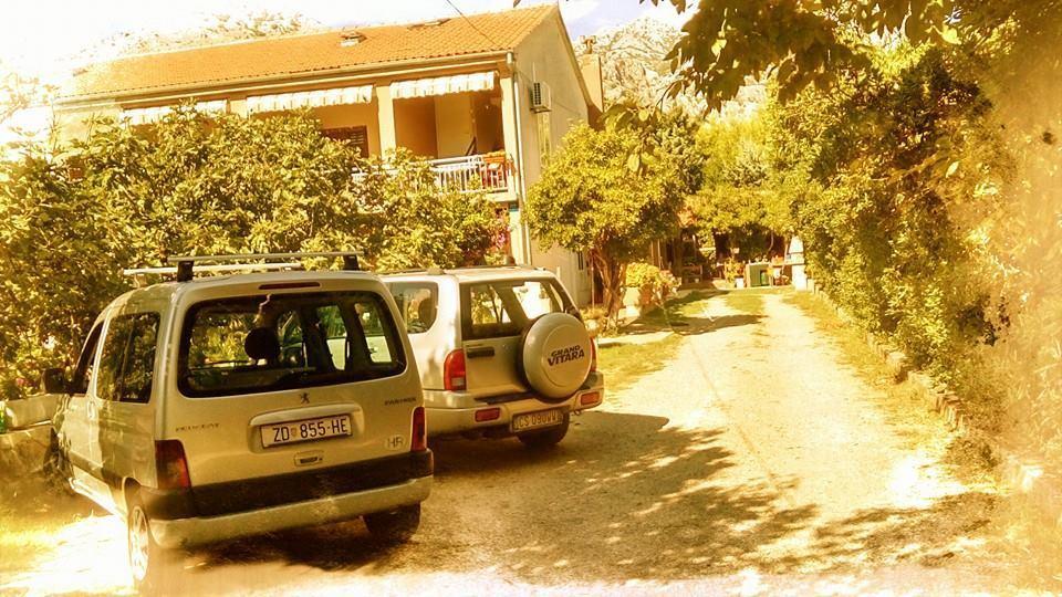 Apartments Lana Starigrad Paklenica Kamer foto