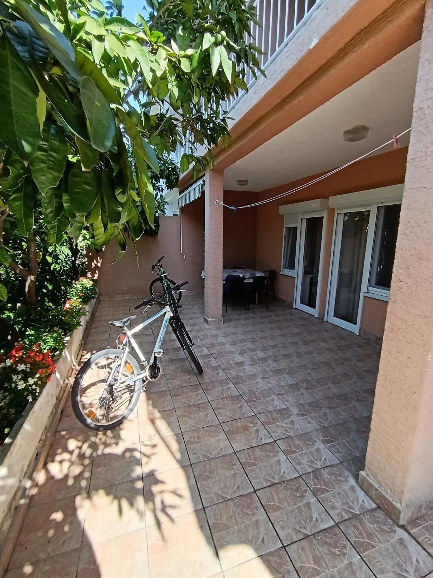 Apartments Lana Starigrad Paklenica Kamer foto