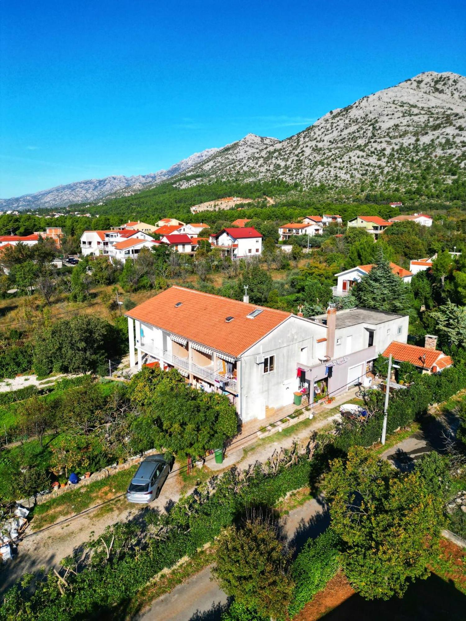 Apartments Lana Starigrad Paklenica Buitenkant foto